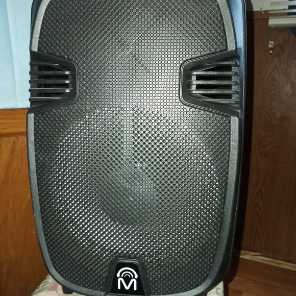 Karaoke Bluetooth speaker - Picture 5 of 7